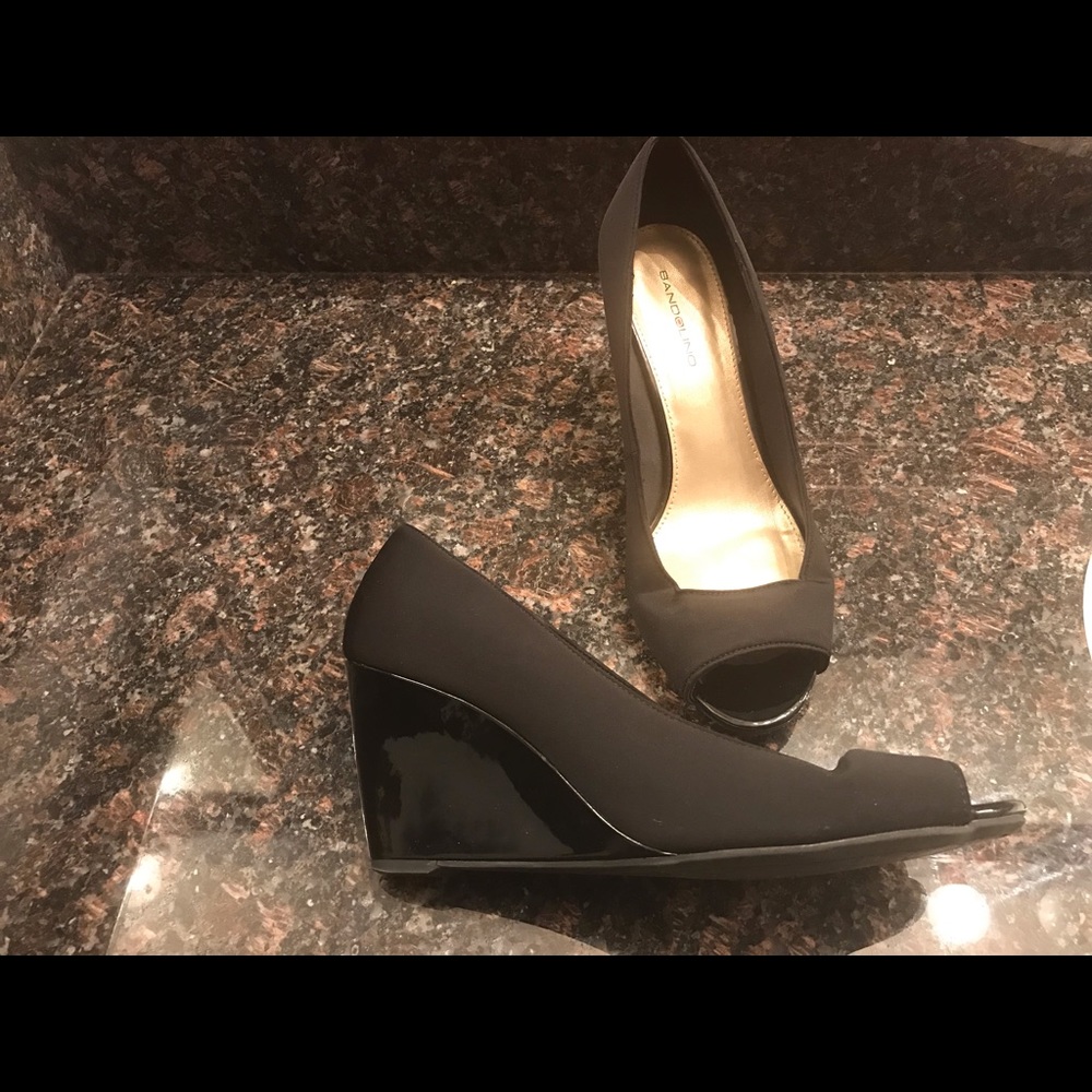 Bandolino Peep Toe Wedge